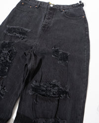 DISTRESSED BLACK BAGGY DENIM