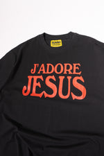 "J'ADORE JESUS" TEE - BLACK